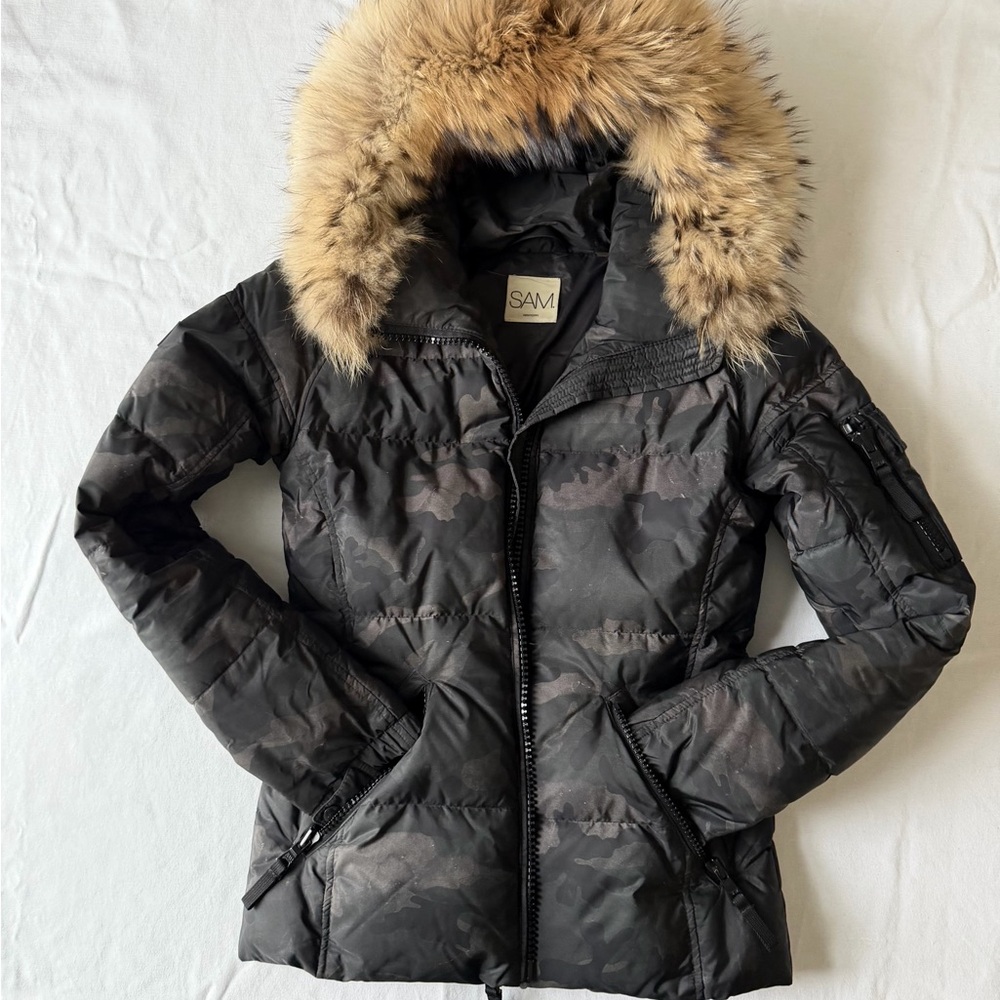 SAM. Women's dark camo down Puffer Jacket with Fur Hood
